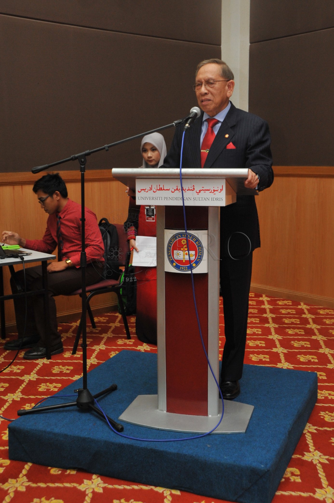 PRO 14 50 RECORD PRO 6879